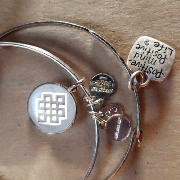 Bangles bracelets - Picture 4 of 5